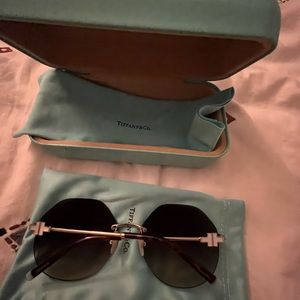 Tiffany sunglasses TF 3077